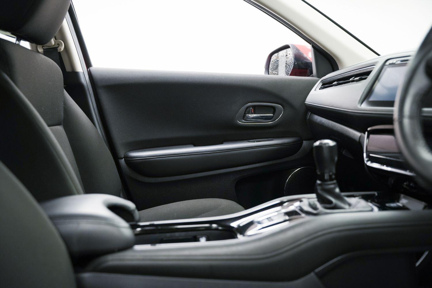 Used Honda HR-V 2017 for sale - 77120869: Photo 22