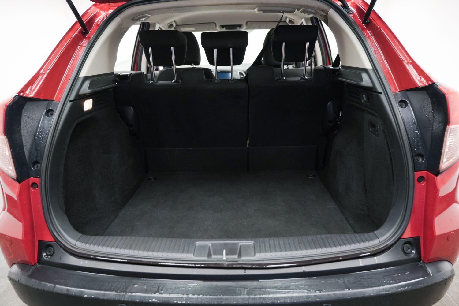 Used Honda HR-V 2017 for sale - 77120869: Photo 9