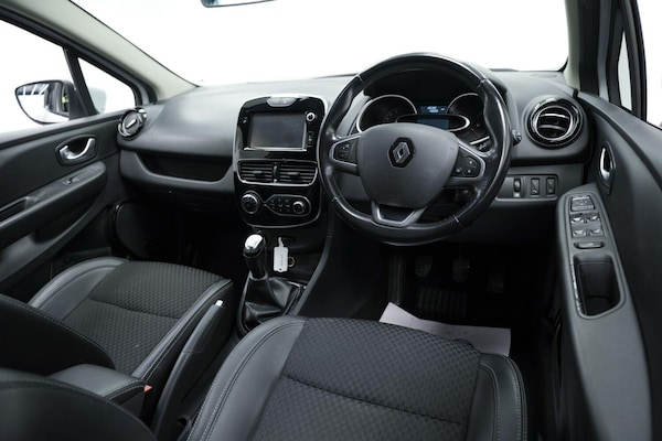 Used Renault Clio 2017 for sale - 76166647: Photo 9