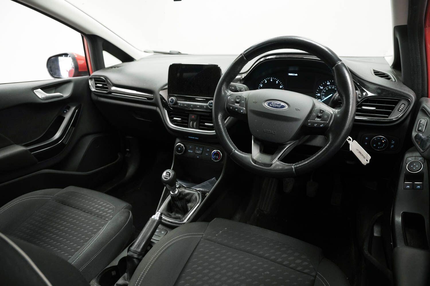 Used Ford Fiesta 2017 for sale - 76283184: Photo 8