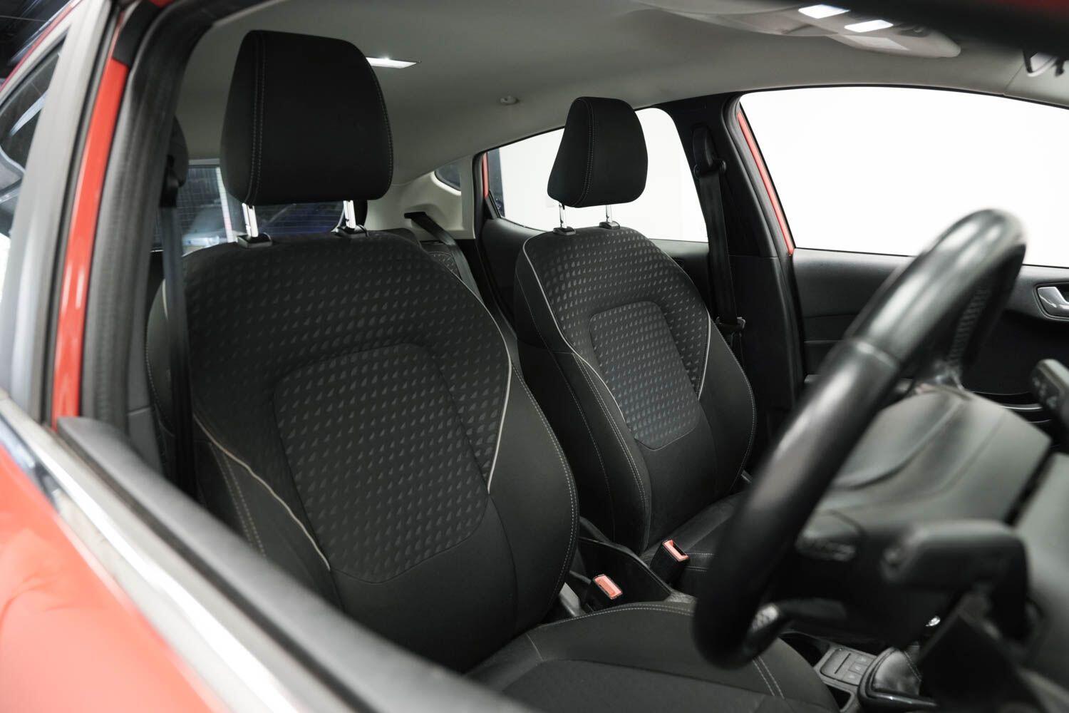 Used Ford Fiesta 2017 for sale - 76283184: Photo 9