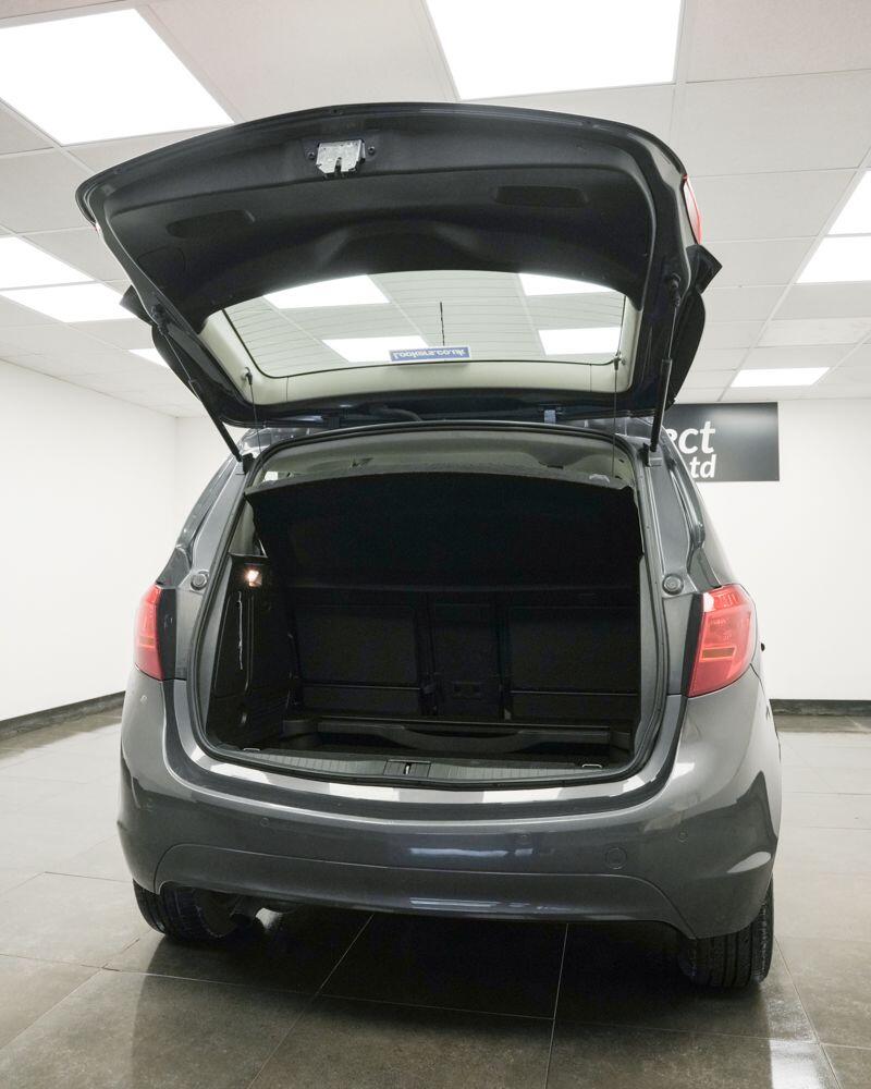 Used Vauxhall Meriva 2011 for sale - 77331772: Photo 8