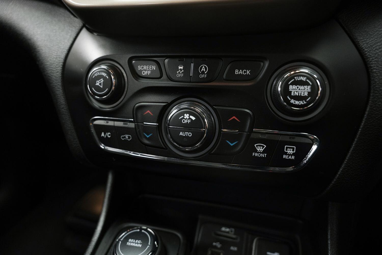 Used Jeep Cherokee 2014 for sale - 77097558: Photo 25