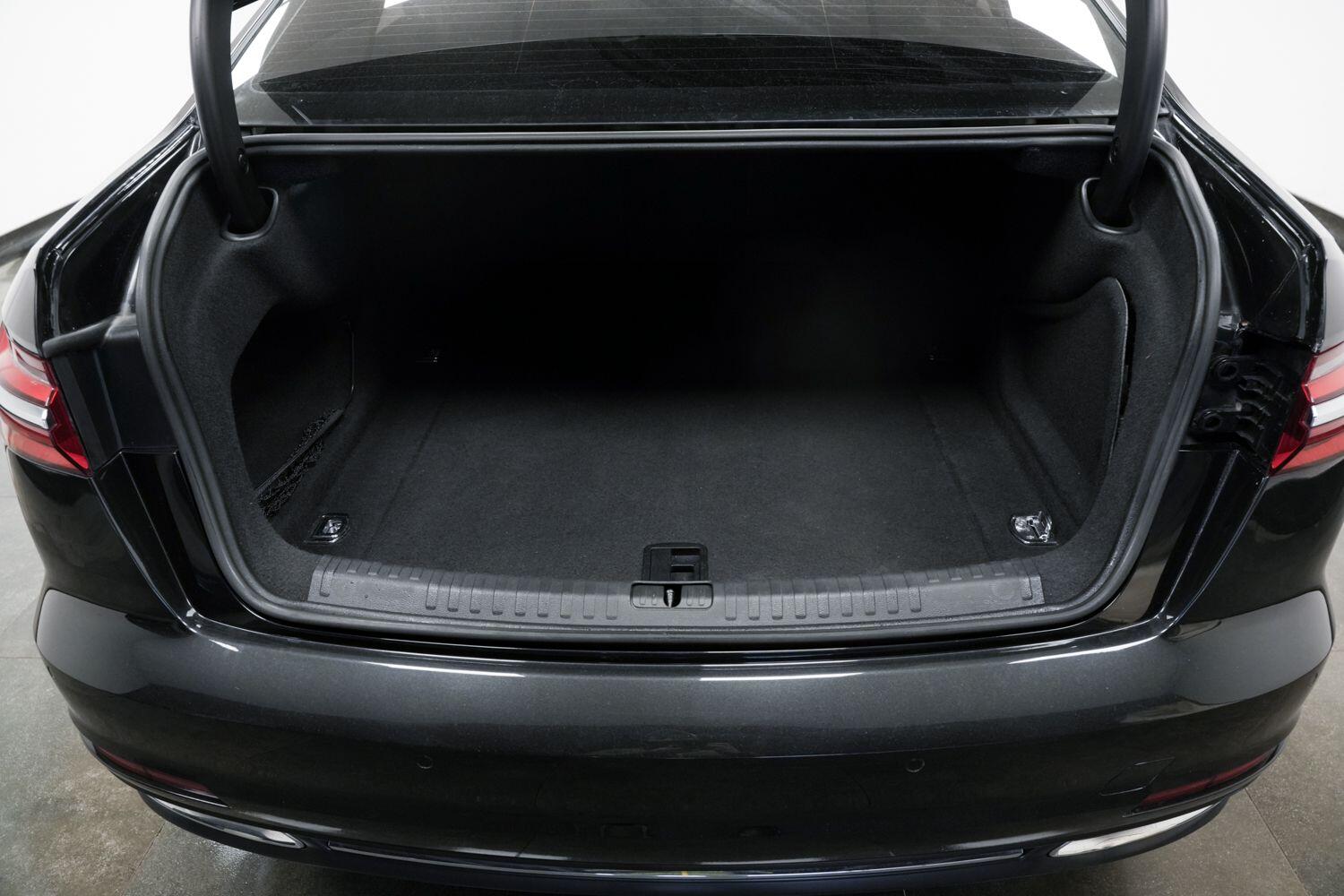 Used Audi A6 Saloon for sale - 77166967: Photo 9