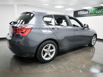 Used BMW 1 Series 2018 for sale - 77081306: Photo