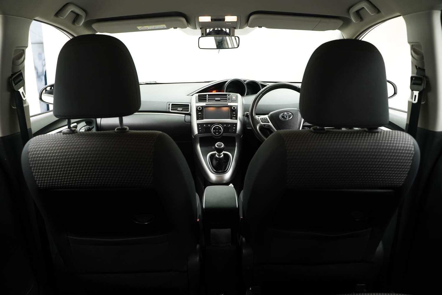 Used Toyota Verso 2015 for sale - 76780869: Photo 11