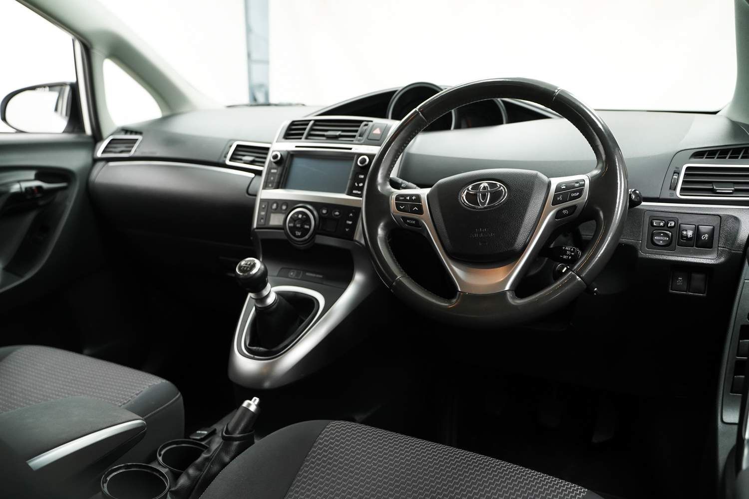 Used Toyota Verso 2015 for sale - 76780869: Photo 18