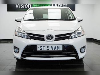 Used Toyota Verso 2015 for sale - 76780869: Photo