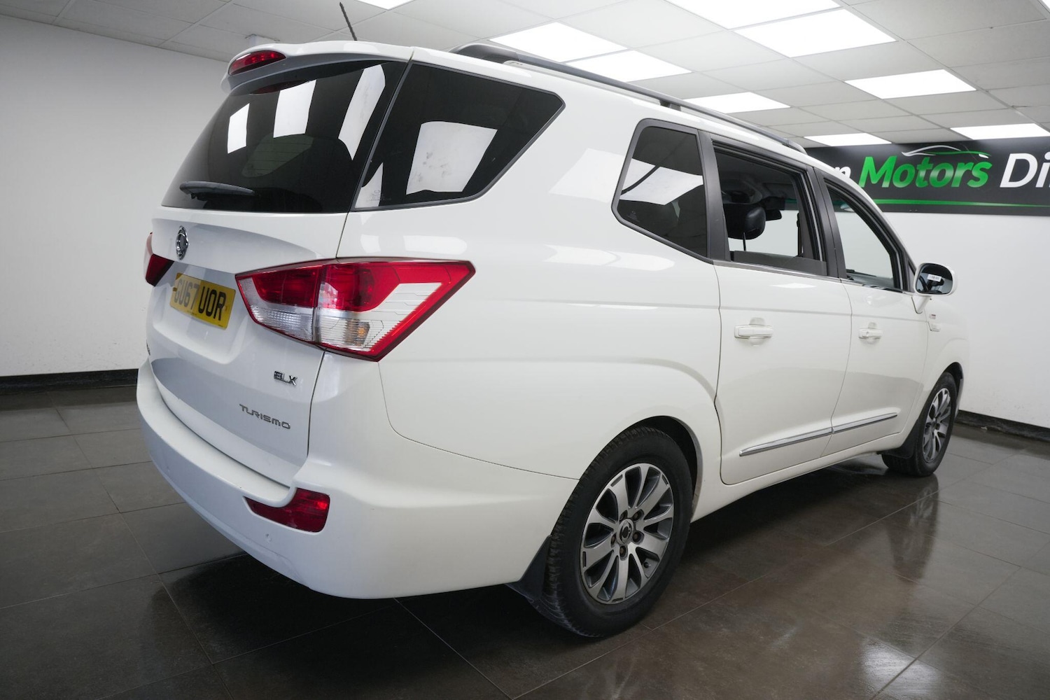 Used Ssangyong Turismo 2017 for sale - 78219930: Photo 4