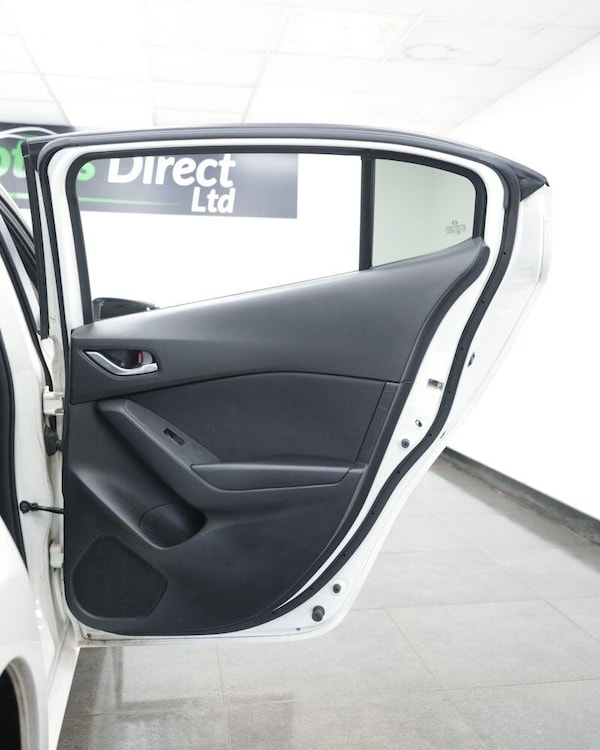 Used Mazda Mazda3 2015 for sale - 76227803: Photo 16