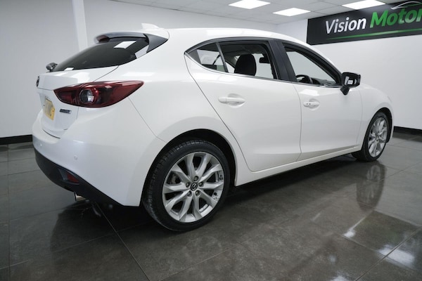 Used Mazda Mazda3 2015 for sale - 76227803: Photo 4