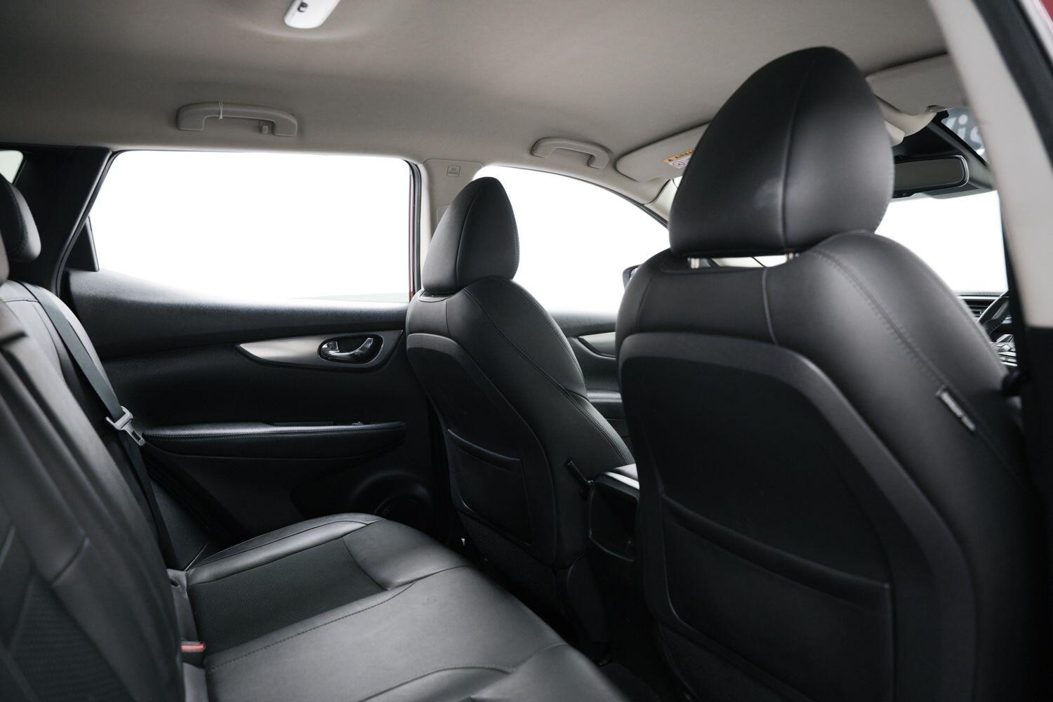 Used Nissan Qashqai 2017 for sale - 76166729: Photo 14