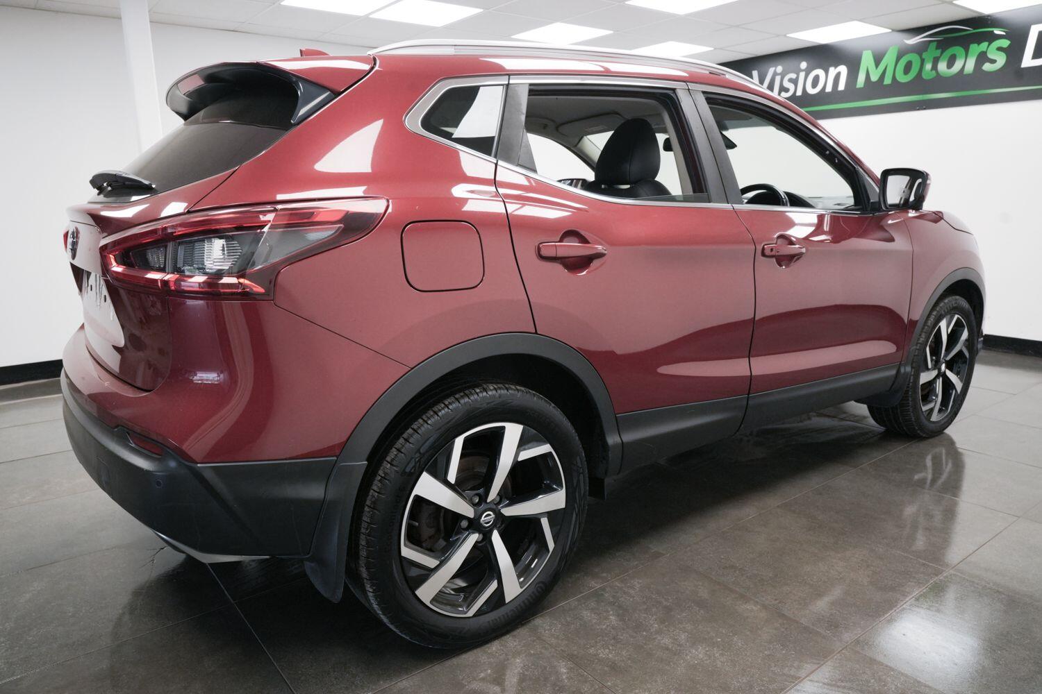Used Nissan Qashqai 2017 for sale - 76166729: Photo 4