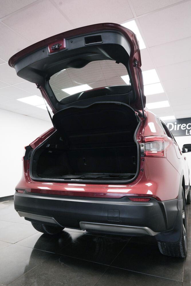 Used Nissan Qashqai 2017 for sale - 76166729: Photo 6