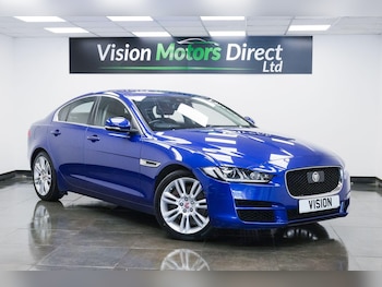 Used Jaguar XE 2017 for sale - 78902031: Photo