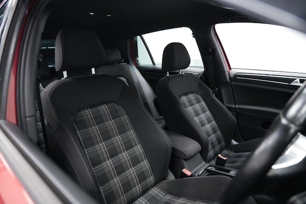 Used Volkswagen Golf 2014 for sale - 76166365: Photo 10