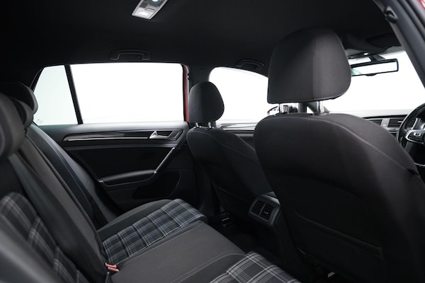 Used Volkswagen Golf 2014 for sale - 76166365: Photo 12