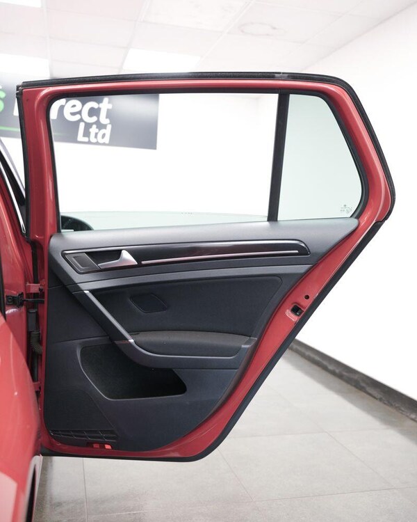 Used Volkswagen Golf 2014 for sale - 76166365: Photo 14