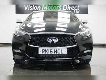 Used Infiniti Q30 2016 for sale - 78348140: Photo