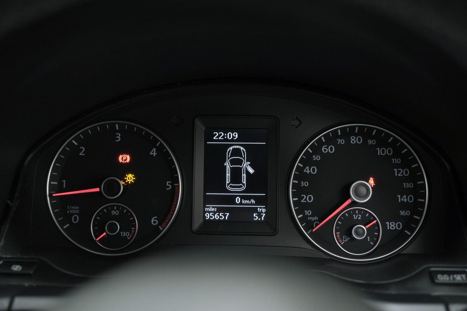 Used Volkswagen Scirocco 2011 for sale - 76408863: Photo 22