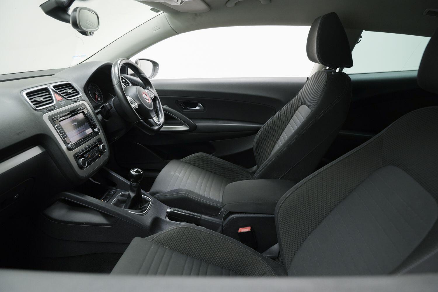 Used Volkswagen Scirocco 2011 for sale - 76408863: Photo 24