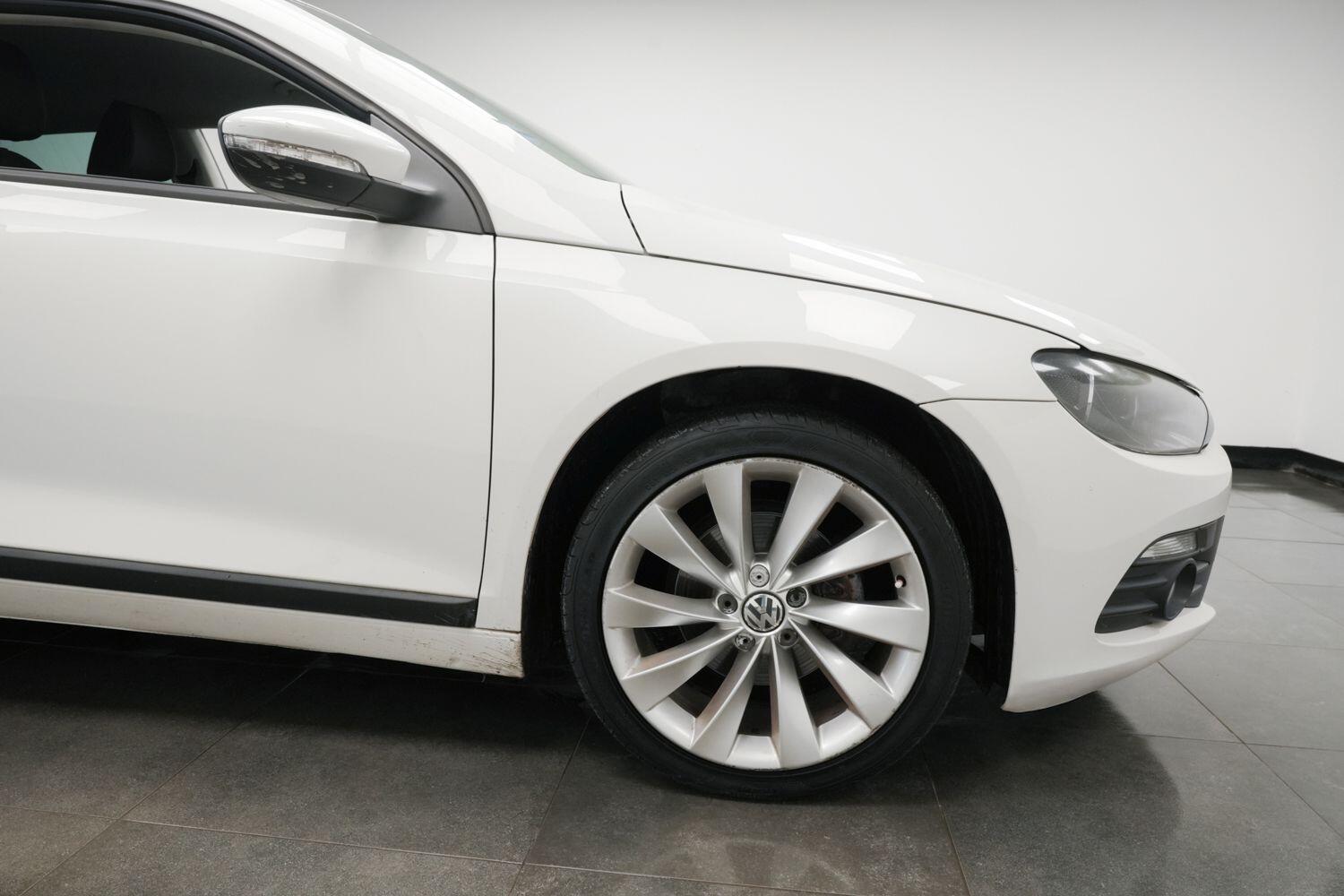Used Volkswagen Scirocco 2011 for sale - 76408863: Photo 6
