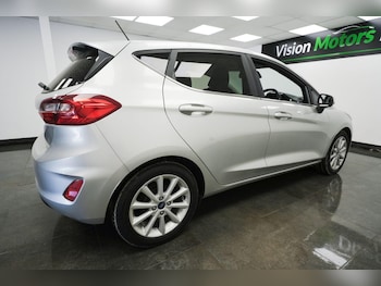Used Ford Fiesta 2017 for sale - 78842972: Photo