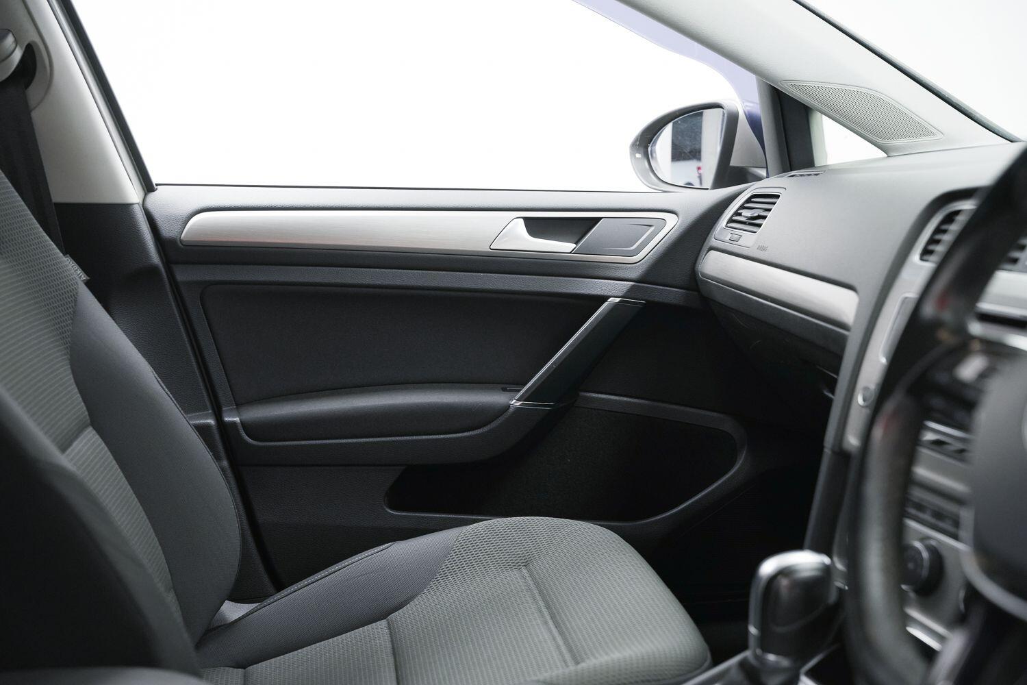 Used Volkswagen Golf 2014 for sale - 78019834: Photo 21