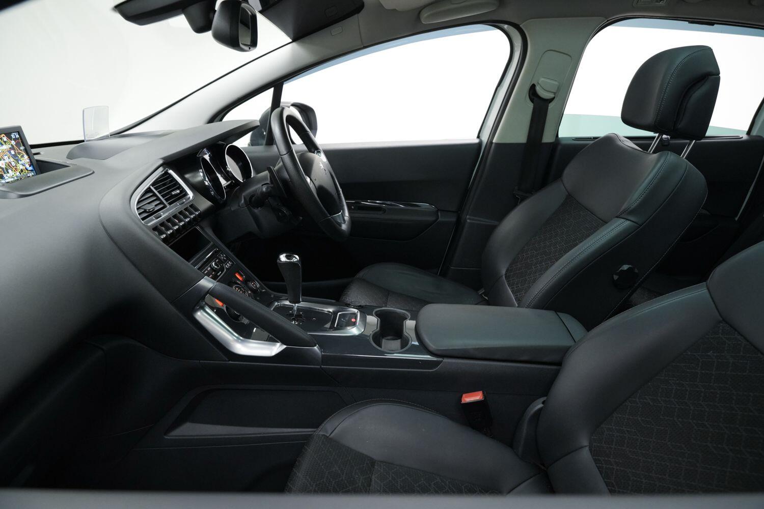 Used Peugeot 3008 2015 for sale - 77066488: Photo 30