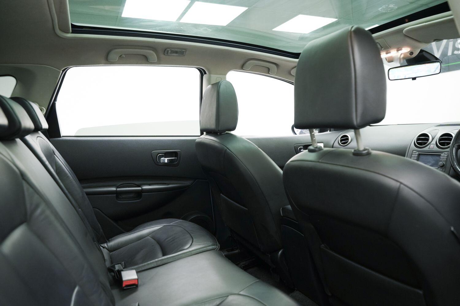 Used Nissan Qashqai+2 2010 for sale - 76550381: Photo 17