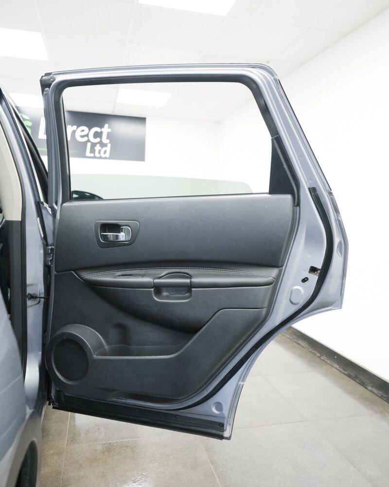 Used Nissan Qashqai+2 2010 for sale - 76550381: Photo 19