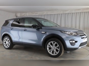 Used Land Rover Discovery Sport 2018 for sale - 79074954: Photo