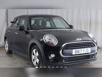 Used MINI Hatch 2017 for sale - 79075389: Photo