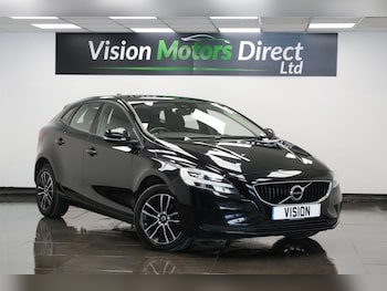 2017 (17) - D2 [120] Momentum Nav Plus 5dr