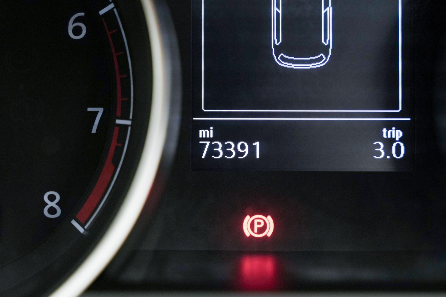 Used Volkswagen Golf 2017 for sale - 77612518: Photo 27