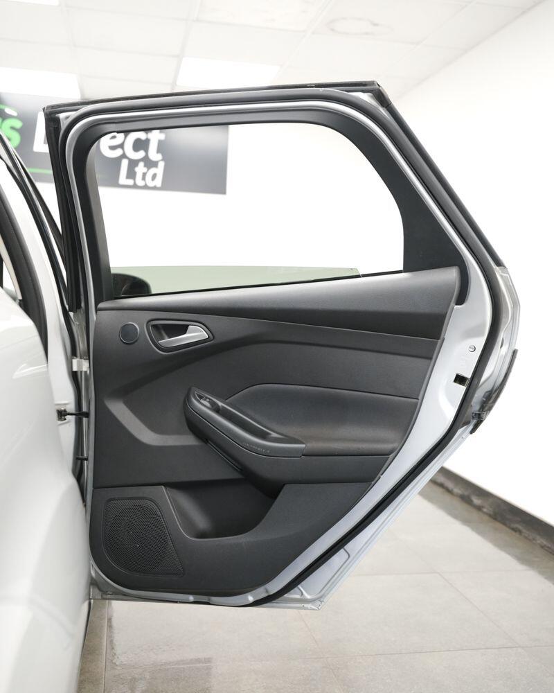 Used Ford Focus 2014 for sale - 76360629: Photo 16