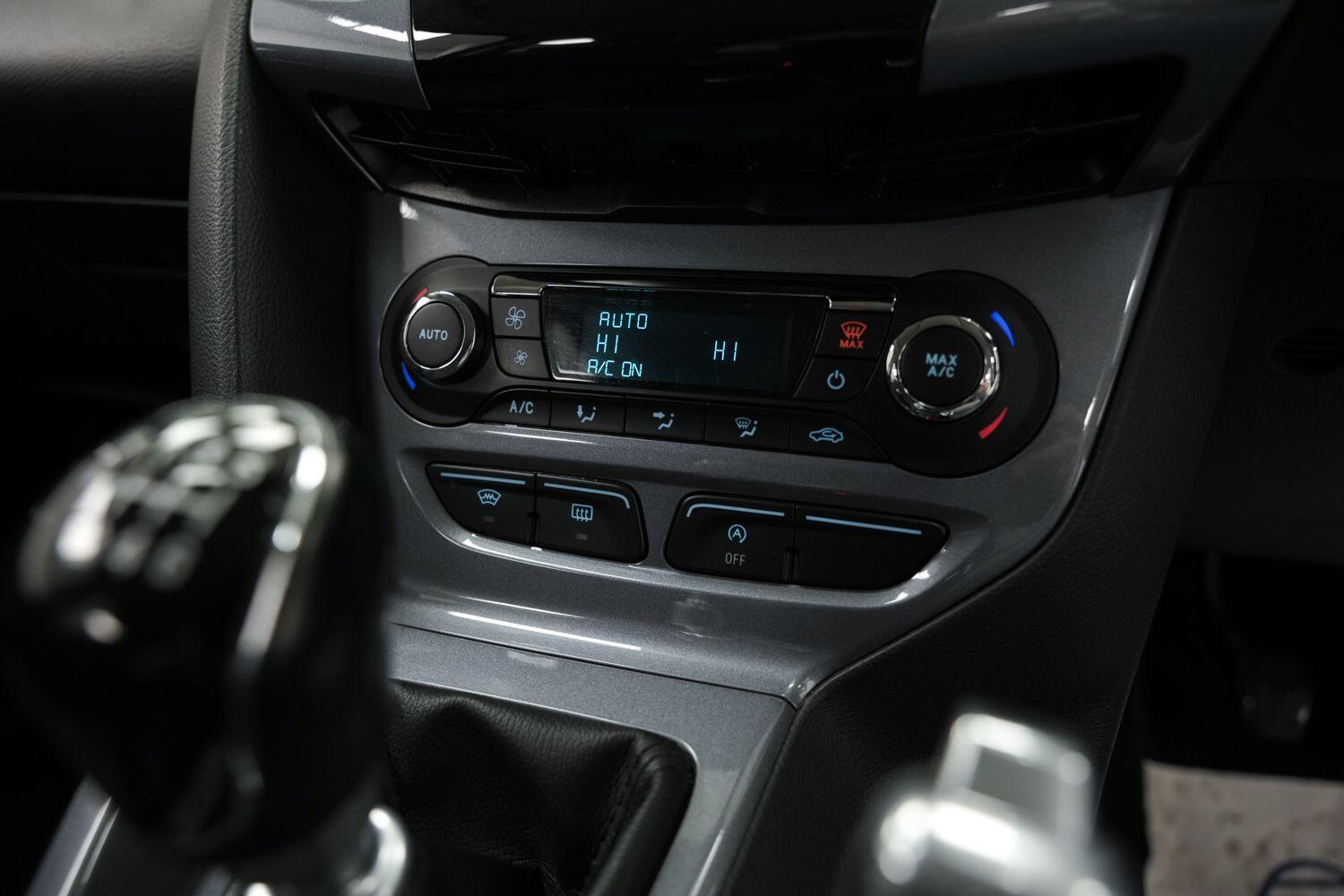 Used Ford Focus 2014 for sale - 76360629: Photo 21