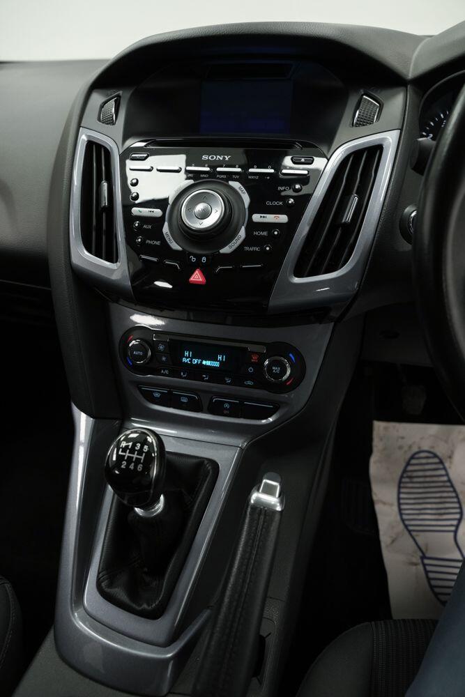 Used Ford Focus 2014 for sale - 76360629: Photo 22