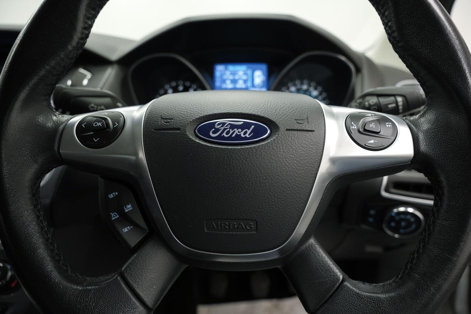 Used Ford Focus 2014 for sale - 76360629: Photo 23