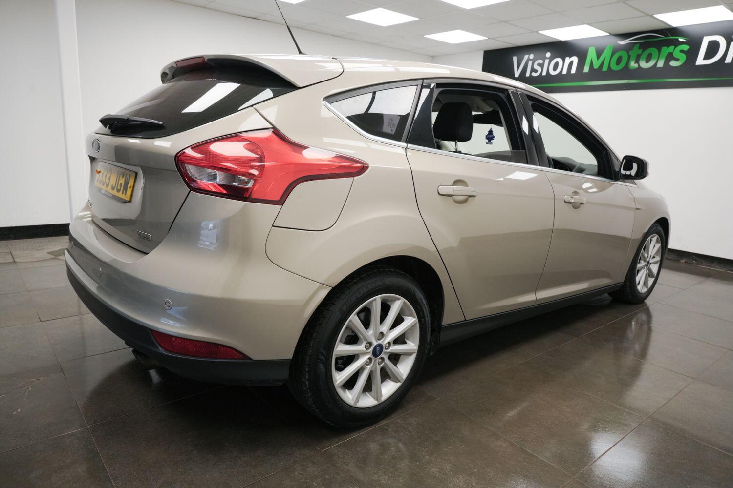Used Ford Focus 2016 for sale - 77624830: Photo 4