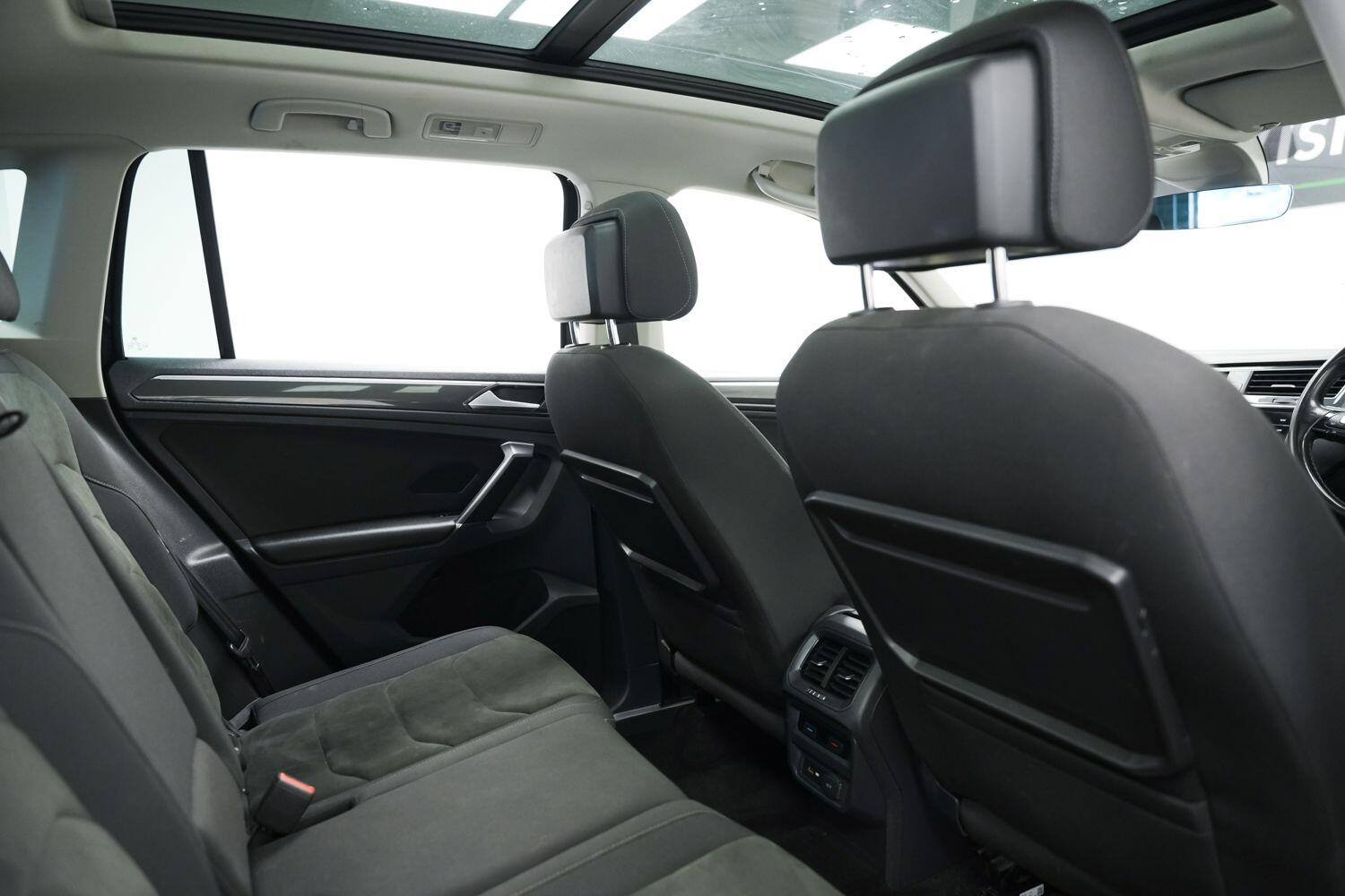 Used Volkswagen Tiguan 2018 for sale - 76743181: Photo 15