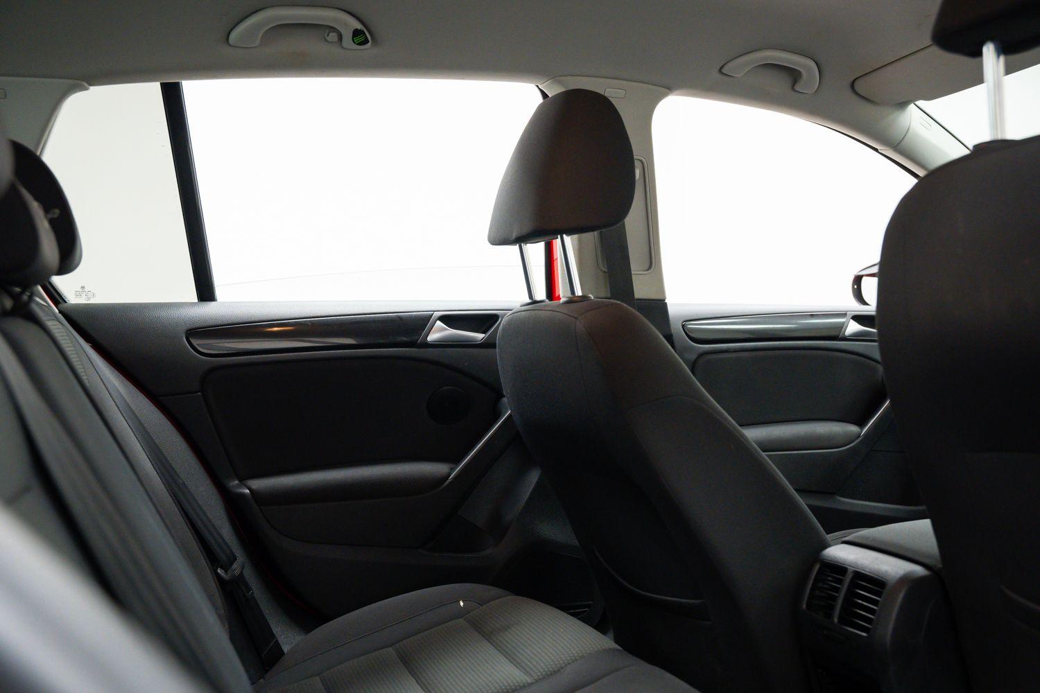 Used Volkswagen Golf 2012 for sale - 76912911: Photo 13