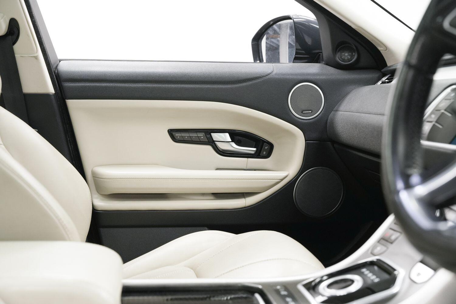 Used Land Rover Range Rover Evoque 2015 for sale - 77898319: Photo 21