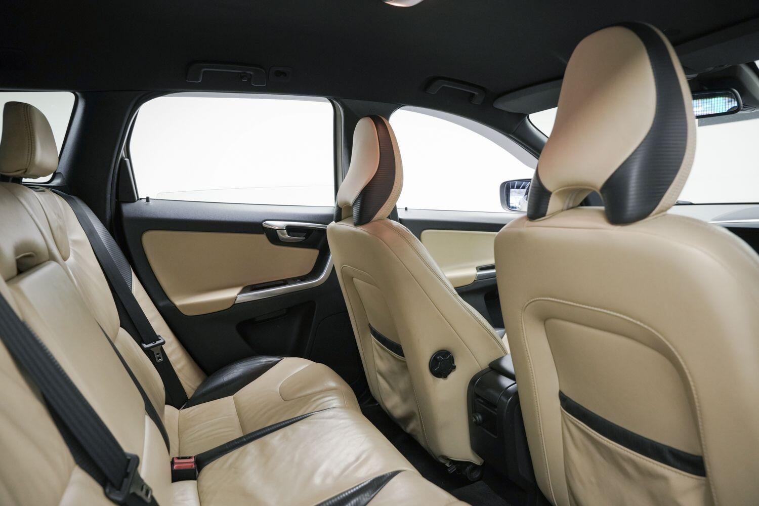 Used Volvo XC60 for sale - 77166736: Photo 16