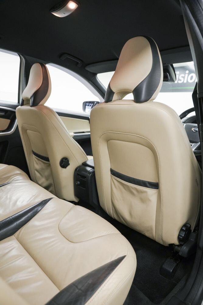 Used Volvo XC60 for sale - 77166736: Photo 17