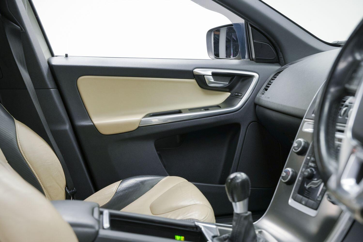 Used Volvo XC60 for sale - 77166736: Photo 20