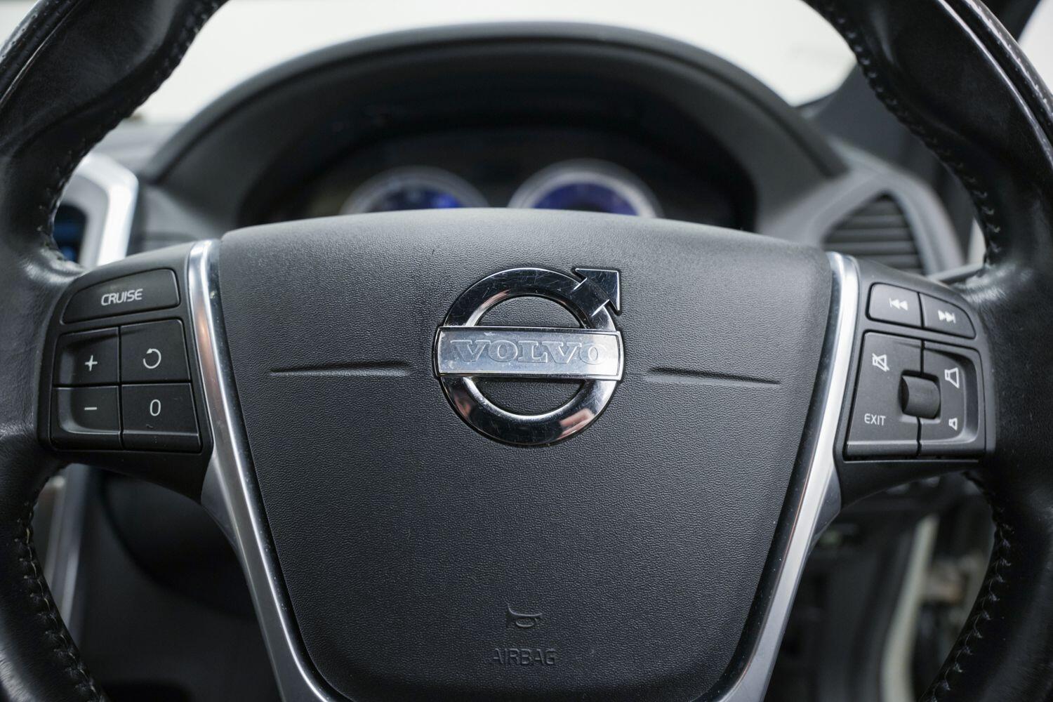 Used Volvo XC60 for sale - 77166736: Photo 26