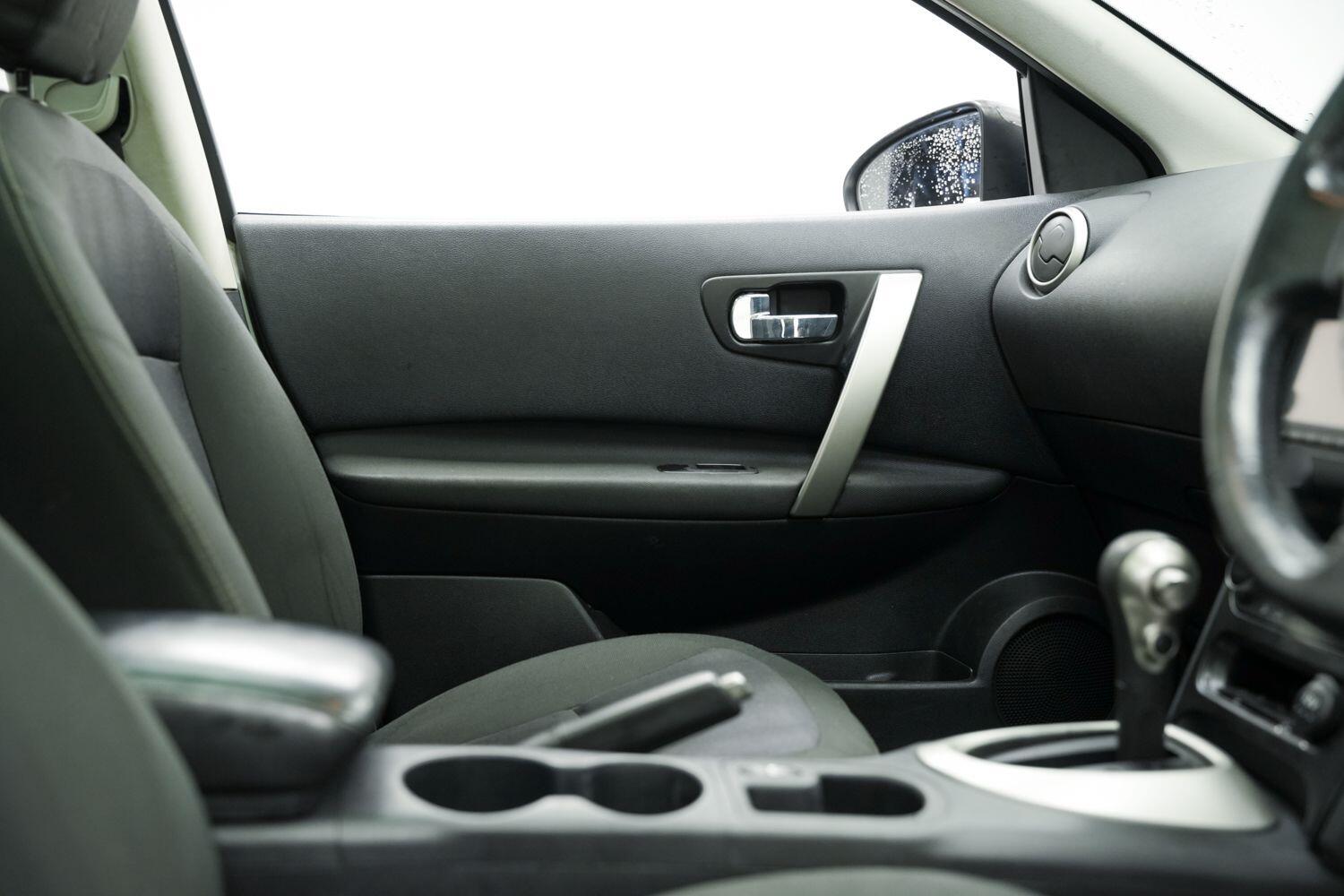 Used Nissan Qashqai 2012 for sale - 77057604: Photo 16