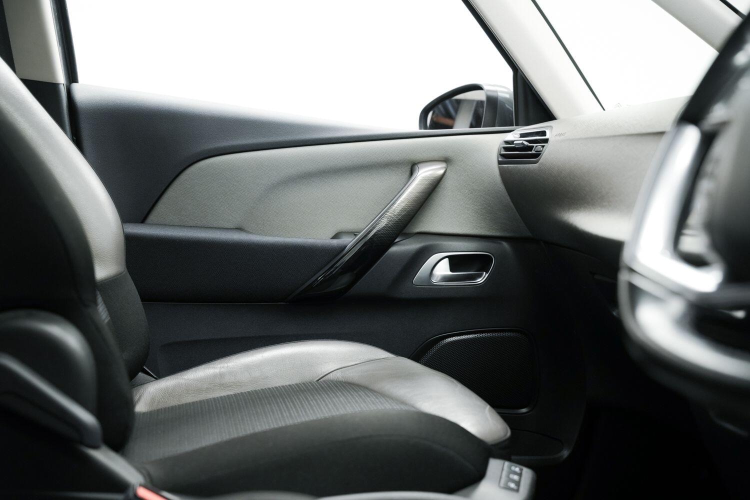 Used Citroen C4 Picasso 2016 for sale - 77015526: Photo 19