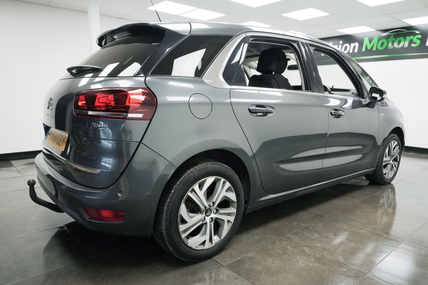 Used Citroen C4 Picasso 2016 for sale - 77015526: Photo 5